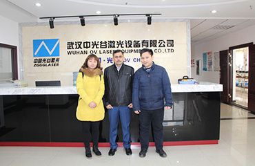 Jan. 29, 2018 Pakistani customers come to the company to inspect and order three devices on site!